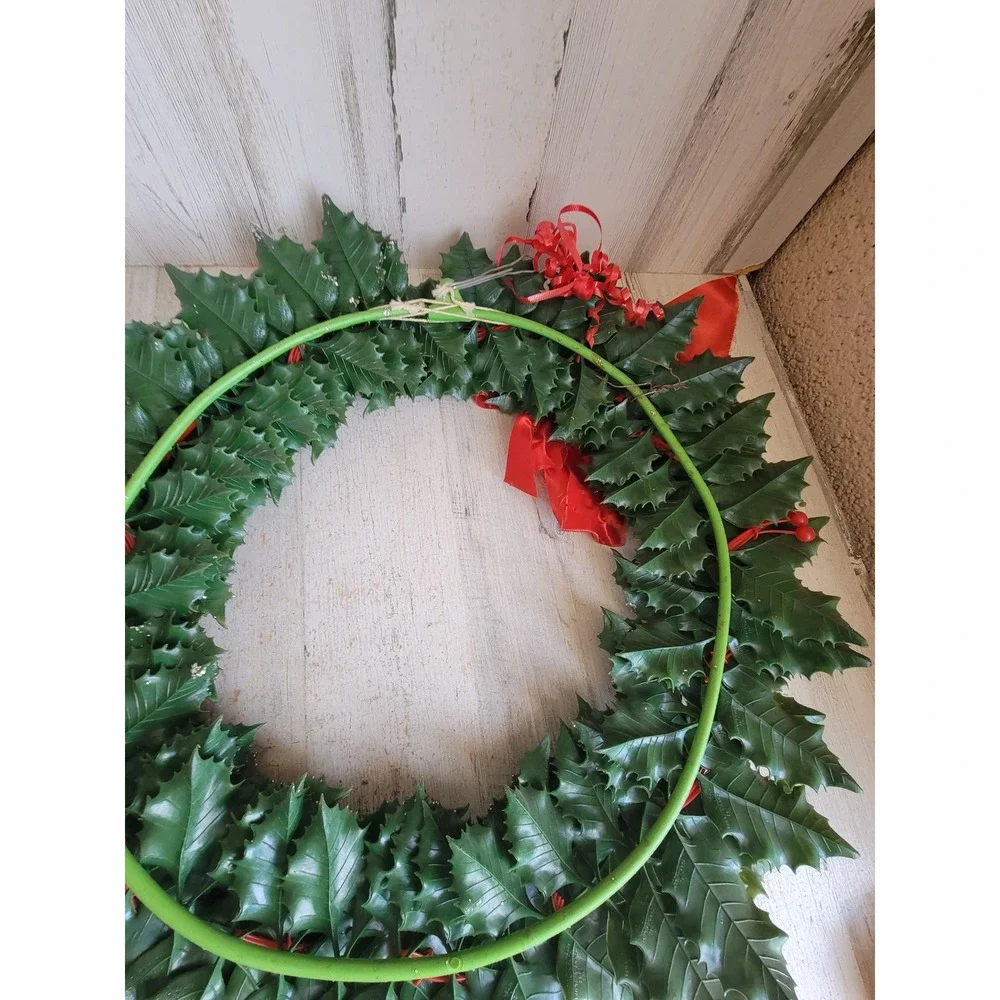 Vintage plastic faux wreath glitter Holly red bow Xmas hanging home decor unique